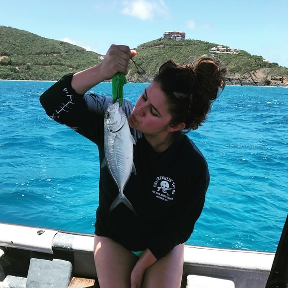 Meet your Posher, Mariel - Picture 1 of 1